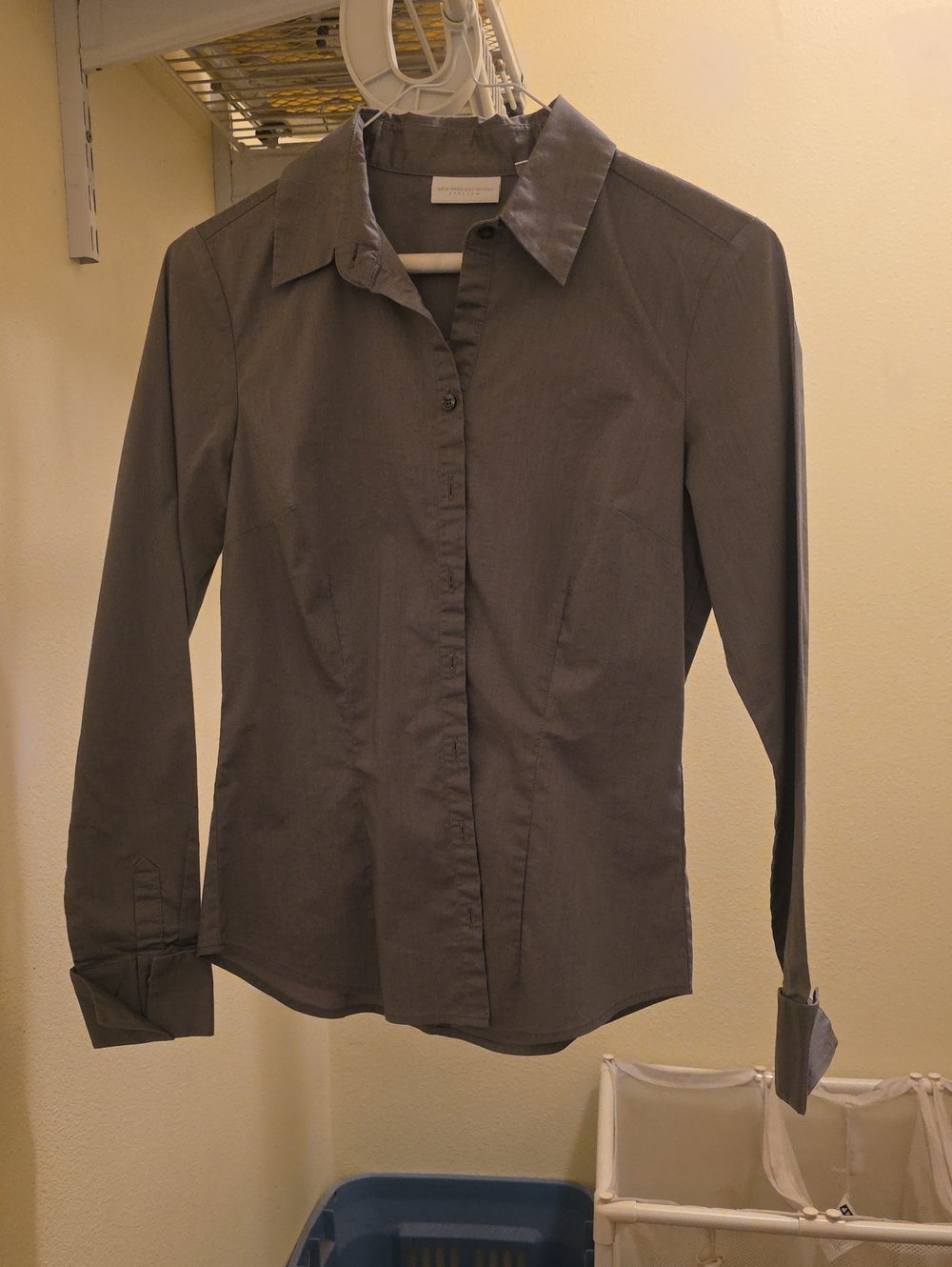 New York & Company Gray Stretch Button-Up Shirt